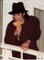 MJ Flowers  - michael-jackson photo