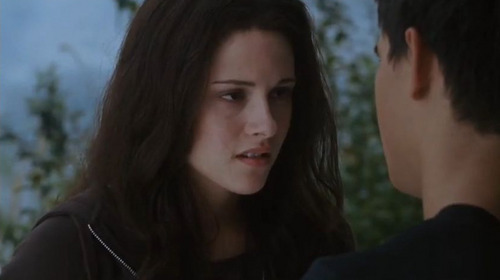  Screencaps from the 10 saat "Eclipse Trailer"