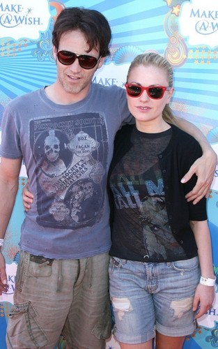  Anna Paquin and Stephen Moyer at the Make-A-Wish Foundation Fun hari (March 14)
