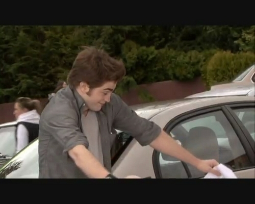  Parking Lot Behind The Scenes | Screencaps
