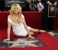 suzanne somers - fabulous-female-celebs-of-the-past photo