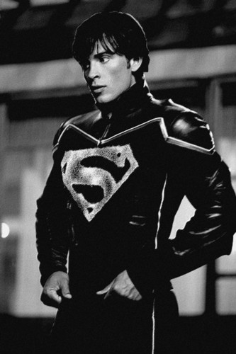  Clark >> superman
