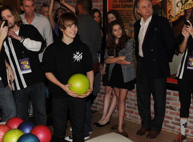 March 23rd - 92.3 NOW's ''Bowling With Bieber'' Record Release Party