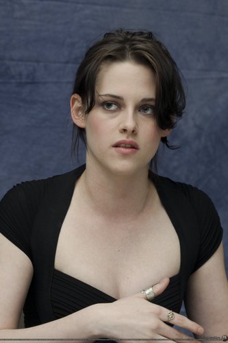  New fotos from "The Runaways" Press Conference