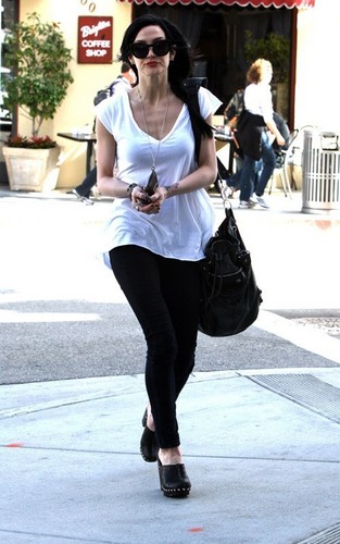  Ashlee out in Beverly Hills