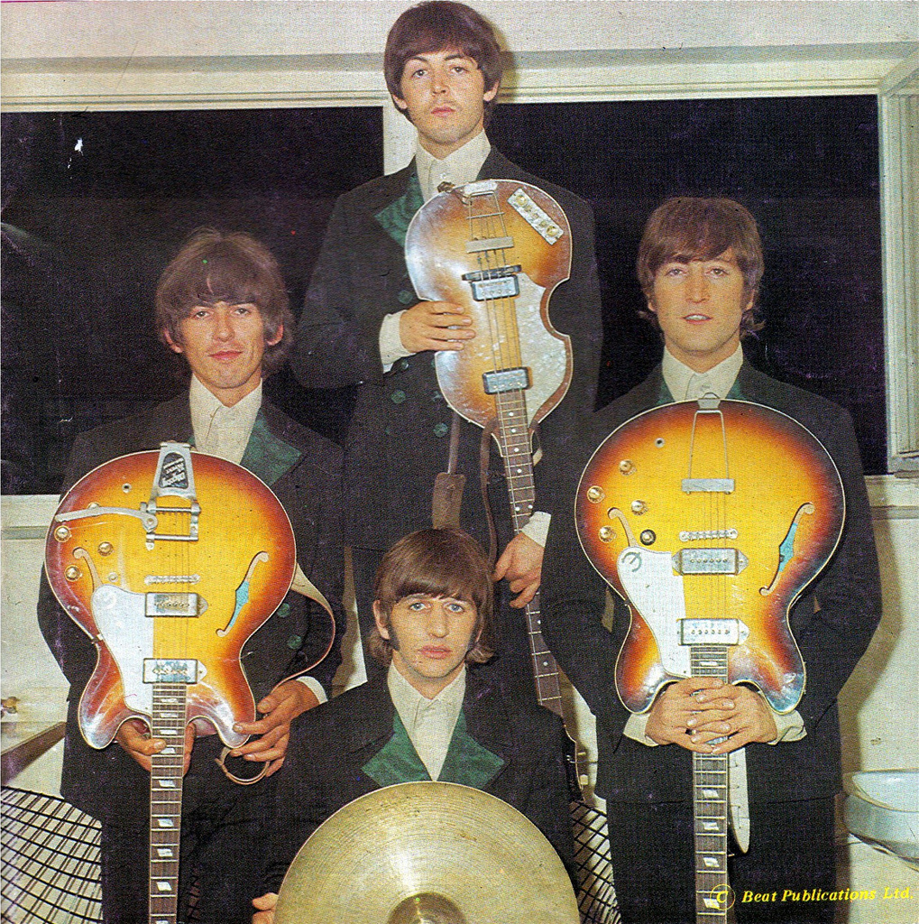 Beatles-1966-the-beatles-11143937-1019-1