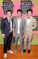 Jonas Brothers - Kids Choice Awards 2010 with Girlfriends!!! - the-jonas-brothers photo
