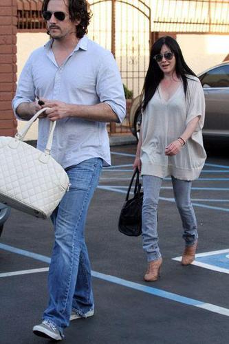  Shannen & Kurt is seen in Los Angeles, California