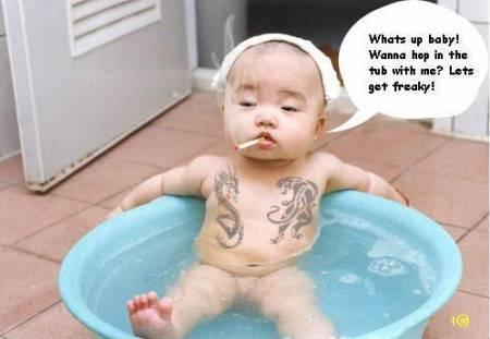  funny टिप्पणियाँ from a baby smoking a fag lol!