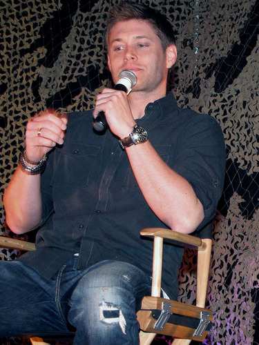  Jensen at LA Con 2010