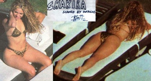 Shakira BIKINI