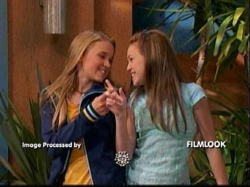  Miley and Lily