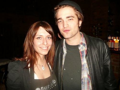  Rob with a 팬 in Budapest