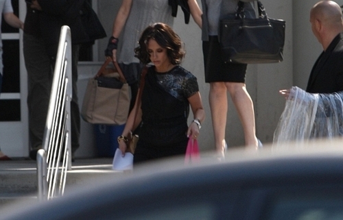  Leaving Chelsea Lately and arriving home pagina - April 5