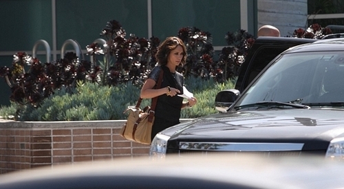  Leaving Chelsea Lately and arriving ہوم - April 5