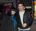 New pic of Rob with a fan in Budapest - robert-pattinson-and-kristen-stewart photo
