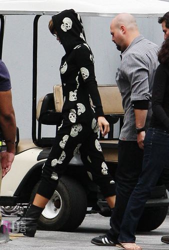 Rihanna looking casual as arriving at studios in Los Angeles - April 10, 2010
