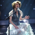 Siobhan Magnus singing Across the Universe - american-idol photo