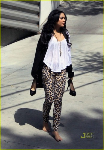  Vanessa out in Hollywood