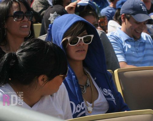  Rihanna shows up to support LA Dodgers - April 13, 2010