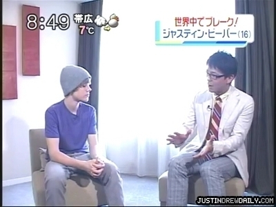 Television > Interviews/Performances > 2010 > Japan Interview (21st April 2010)