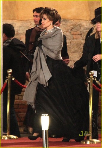  Angelina Jolie: Ball 袍, 礼服 Gorgeous