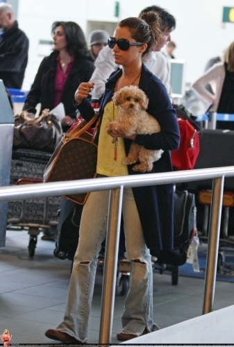  Ashley @ Vancouver Airport