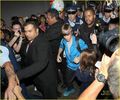 Candids > 2010 > April 27th - Auckland Airport In New Zealand - justin-bieber photo