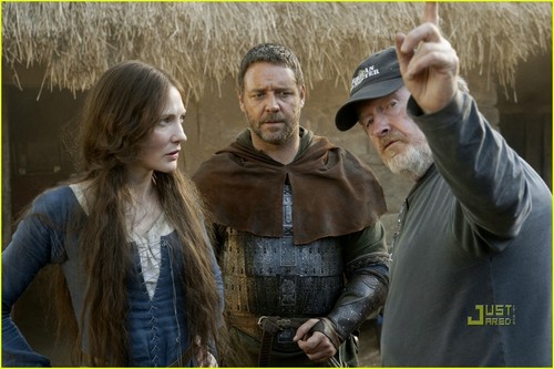 Cate Blanchett: New 'Robin Hood' Stills!