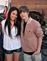 Justin Bieber & Jasmine on the set of the "eenie meenie" music video - justin-bieber photo