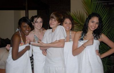 Justin Bieber by the pool with friends (including jasmine v)!!!!