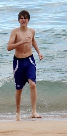 Shirtless Bieber