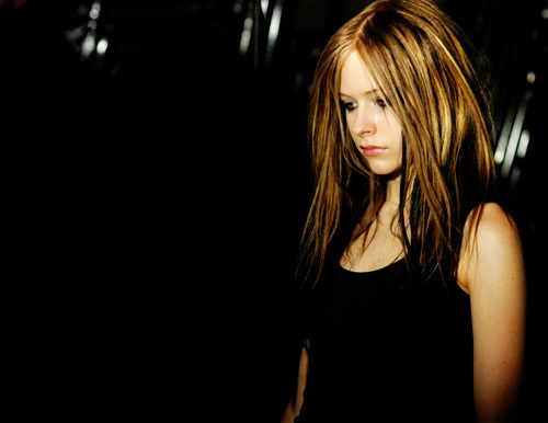 Album Avril Lavigne Under My Skin. avrilavril lavigne May