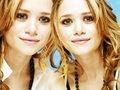 mary-kate-and-ashley-olsen - ashely and mary-kate wallpaper