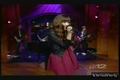 demi-lovato -  Live with Regis and Kelly screencap