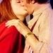Eleven & Amy kiss - doctor-who icon
