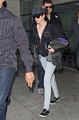 Kristen arriving in NYC - robert-pattinson-and-kristen-stewart photo