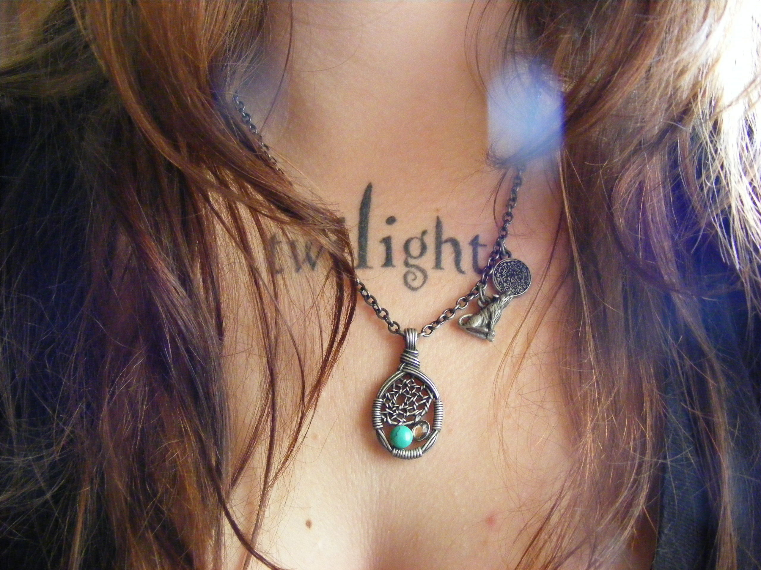 My-Twilight-tattoo-and-my-Jacob-necklace-333-maria-and-j-D1-94nn-E2-99-A5-11998042-2560-1920.jpg