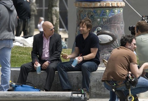  07/05/2010 - David and Evan filming Cali at Venice समुद्र तट