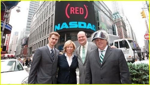  Hayden Christensen Rings NASDAQ Opening Bell!