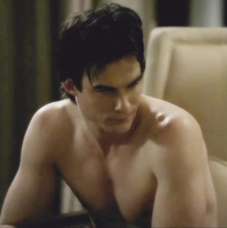 vampire diaries damon shirtless. Ian - Damon_Shirtless ♥
