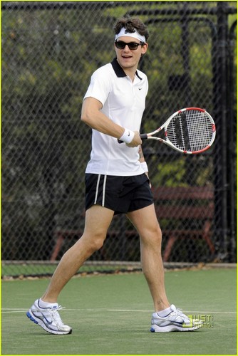  John Mayer: quần vợt Down Under