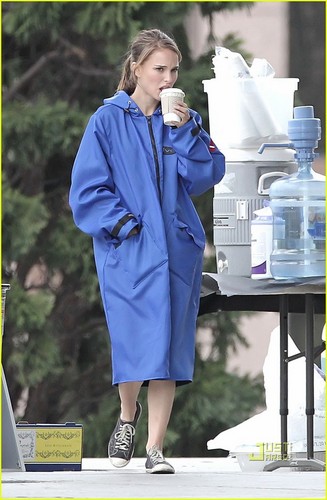 Natalie Portman & Ashton Kutcher Shoot Ivan Reitman Flick