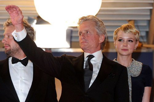  Carey Mulligan: 'Wall 街, 街道 2' Premiere at Cannes!