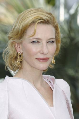  Cate Blanchett: Robin kap Gets Canned!