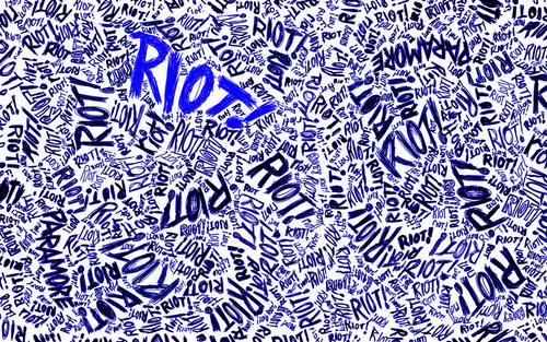  Riot! Different colored fonds d’écran