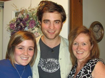 Robert Pattinson With Fans He Visited for The Oprah Show