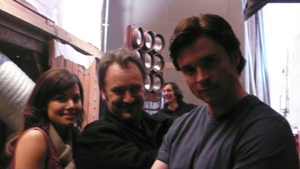 Smallville Cast Salvation Backstage