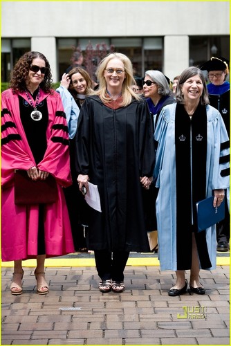Meryl Streep: Barnard College's Commencement Speaker!