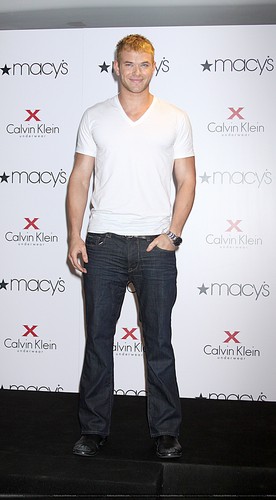More Pics: Kellan promoting Calvin Klein X Underwear At Macy’s